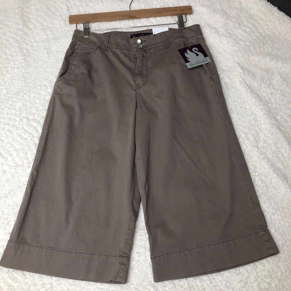 Gloria Vanderbilt Ladies Caprisd Size 12